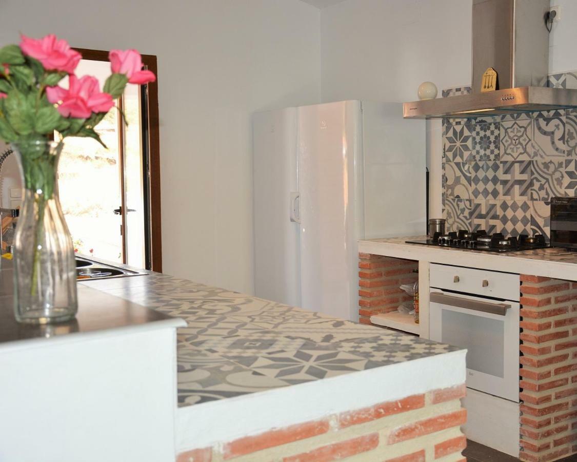 Santa Marta Complejo Rural Con Pista De Padel Guest House Archidona Eksteriør bilde