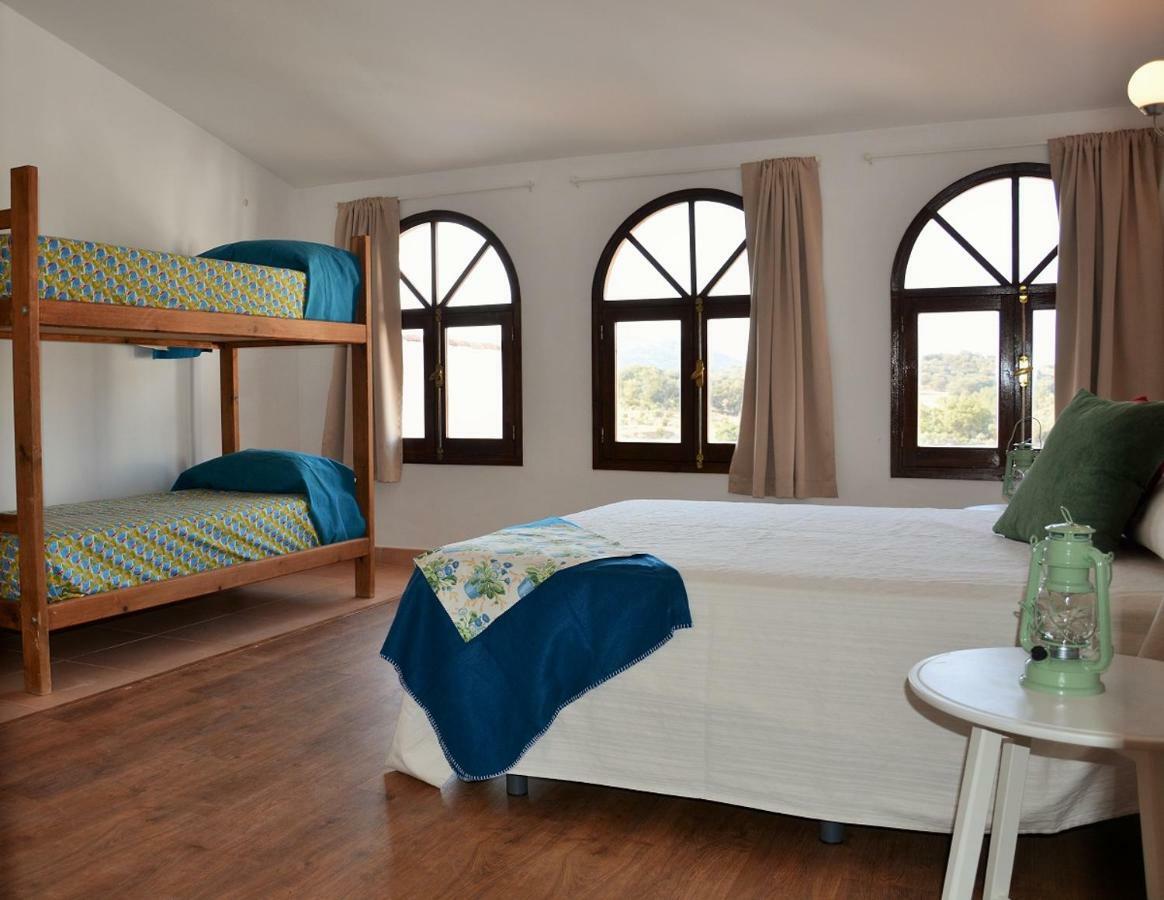 Santa Marta Complejo Rural Con Pista De Padel Guest House Archidona Eksteriør bilde