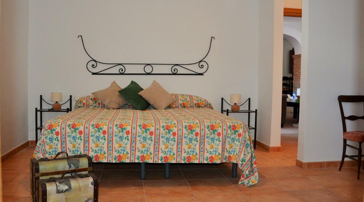 Santa Marta Complejo Rural Con Pista De Padel Guest House Archidona Eksteriør bilde